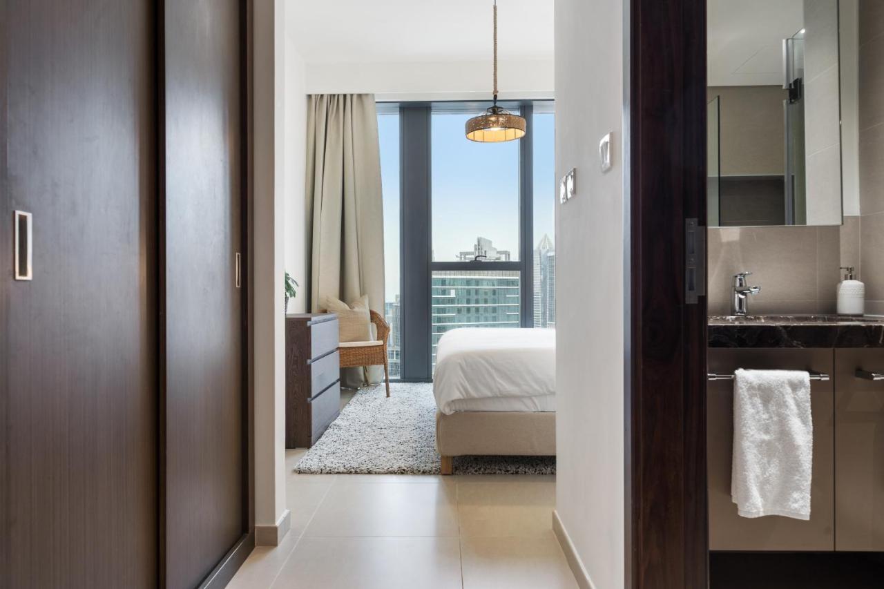 Breathtaking City Views From Dt Apt With Terrace Dubái Exterior foto